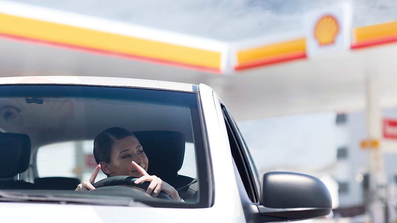 Shell pecten logo on refueling station