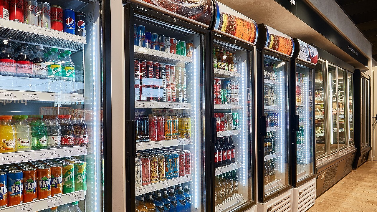 Image of spagetti with brocolli and herbs