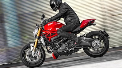 Superior engine oil for bikes